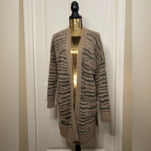 Jessica Simpson Sweaters - **SOLD on FB** Jessica Simpson long cardigan